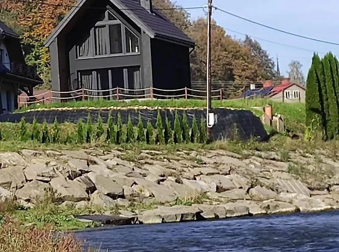 Stodola Nad Skawa 贝斯基德地区苏哈