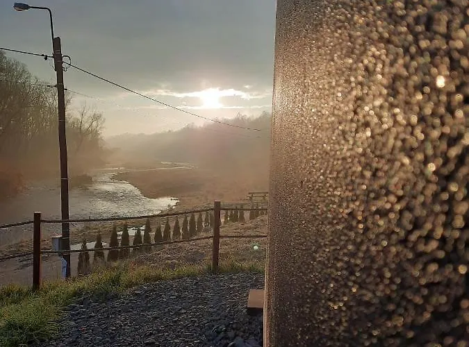 度假居 Stodola Nad Skawa 贝斯基德地区苏哈